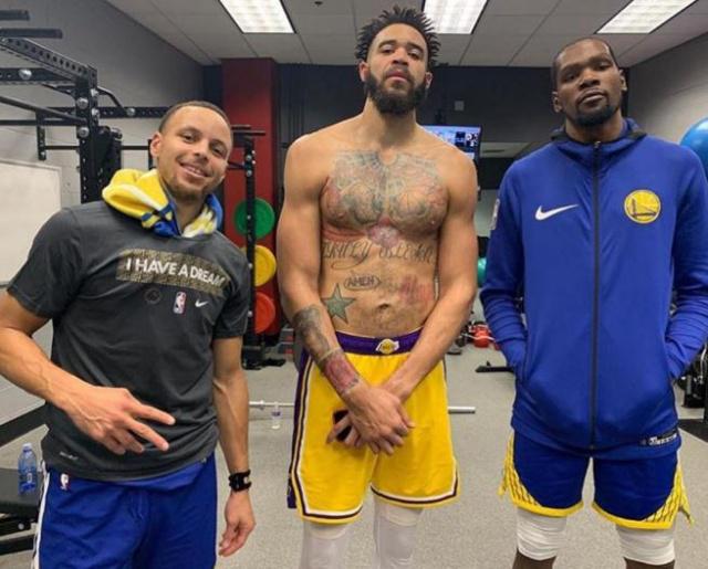 足球报：塞蒂恩下课与更衣室矛盾基本无关，曾最大限度保护球员（足球报：塞蒂恩被解雇与更衣室矛盾关联不大，此前一度极力维护球员）