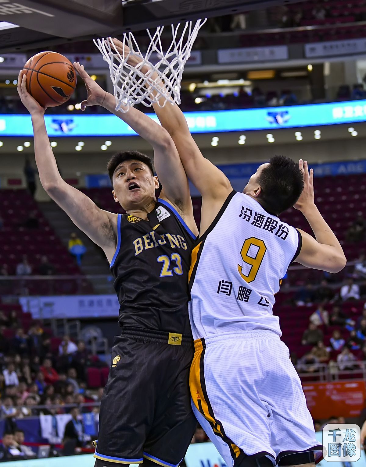 全面处于下风，本赛季西甲球队欧冠10战英超球队1胜9负（欧冠对英超10战仅1胜9负，西甲本赛季全面被压制）