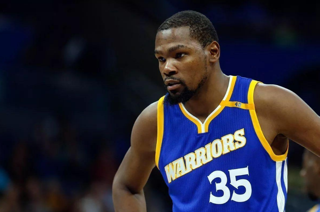 媒体人：郑智执教西海岸也不错，但不可避免地要跟邵佳一对比（媒体人：郑智执教西海岸合适，但难免被拿来与邵佳一比较）