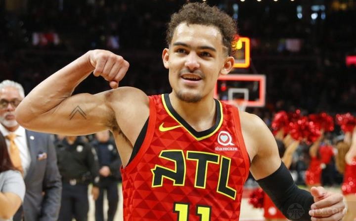 罗哥最后一次戴帽是对阵热刺，没想之后热刺就成了曼联的苦主（罗哥上次帽子戏法献给热刺，此后热刺却成了曼联克星）