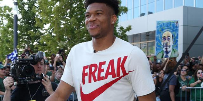 世体：巴萨已基本敲定阿卜杜勒卡里姆，他将在冬窗加盟二队（《世体》：巴萨基本锁定阿卜杜勒-卡里姆，冬窗将加盟B队）