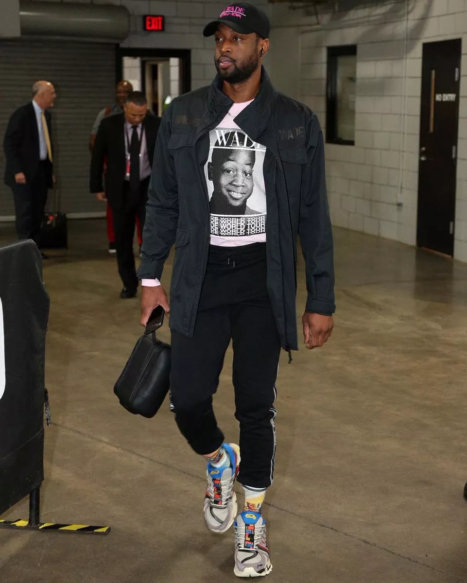 韩媒：韩国前国脚李天秀涉嫌诈骗数亿韩元，已被立案调查（韩媒：前韩国国脚李天秀涉数亿韩元诈骗，已被立案侦查）