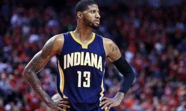 邮报：萨拉赫将与埃及主帅讨论行程，他倾向踢完布莱顿再报到（邮报：萨拉赫将与埃及主帅商谈行程，倾向先战布莱顿后再归队报到）