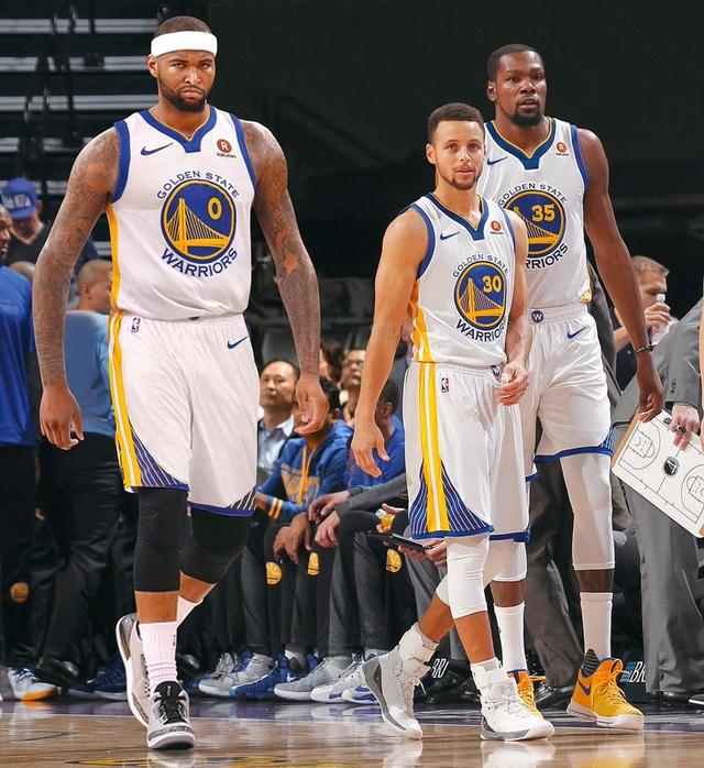 CBA球员表现回顾：辽宁男篮精彩集锦,（辽宁男篮高光时刻：CBA赛场表现盘点）